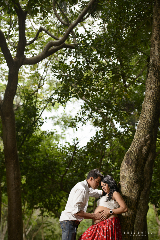 fotografo dominicano de embarazadas en el jardín botánico de santo domingo