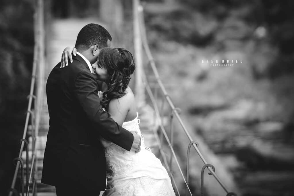 Fotografia de bodas y sesión de novios en Salto de Jimenoa de Jarabacoa, República Dominicana por el fotografo dominicano greg dotel phorography