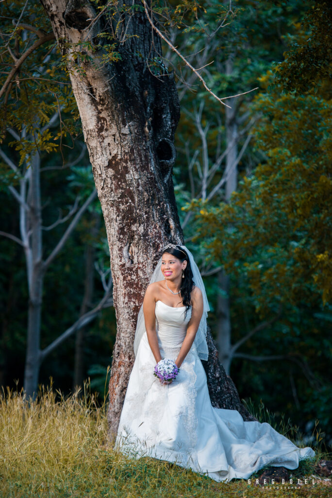 sesion de fotos de novios en santo domingo republica dominicana por el fotografo dominicano greg dotel photography en el parque mirador sur