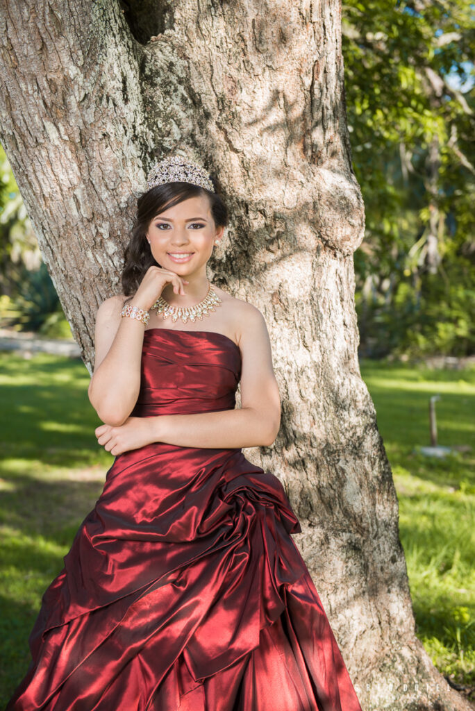 fotografo quinceañeras en el jardin botanico en santo domingo, republica dominicana