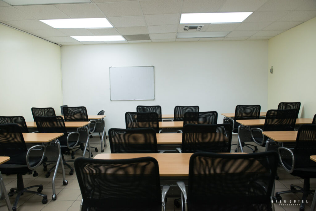 Fotografo profesional de interiores y arquitectura realizo fotos interiores de los salones de Servieventos en Santo Domingo