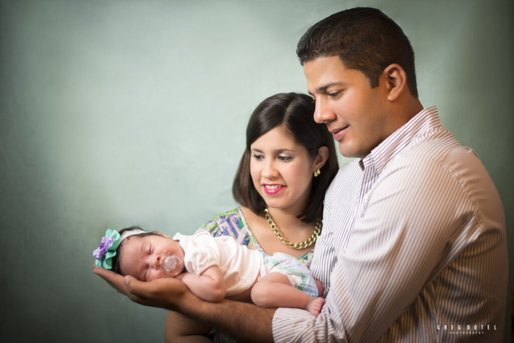 Sesión de fotos de la bebé Camila en su primer mes de recien nacida en Santo Domingo, República Dominicana