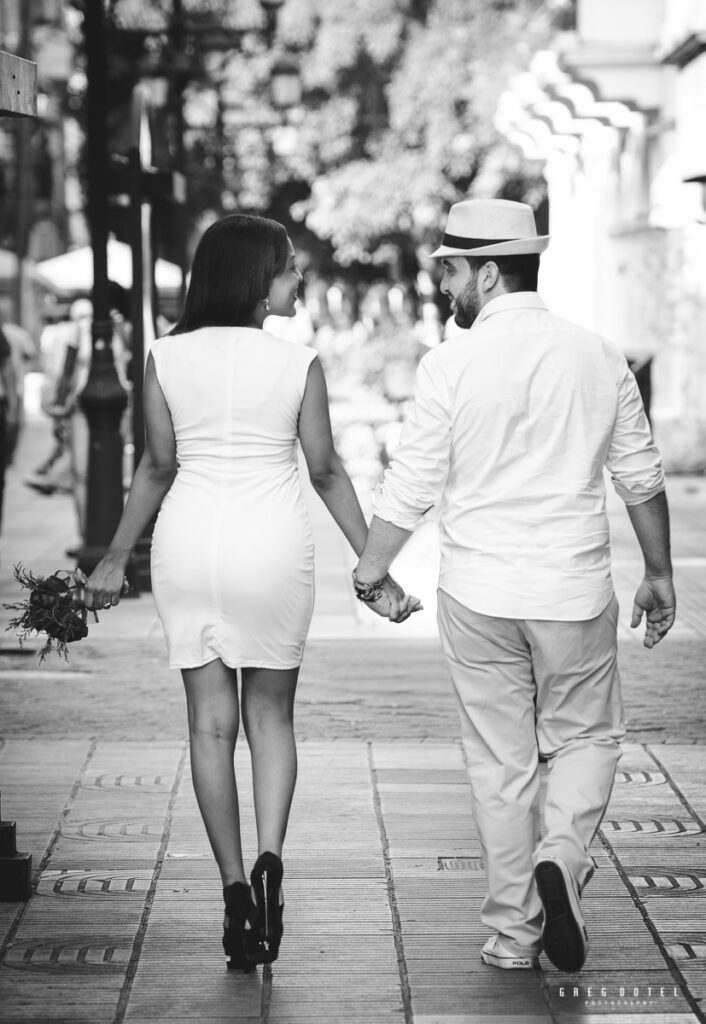 Sesión de novios de Mary y Mateo en la Zona Colonial de Santo Domingo de República Dominicana por el fotográfo Greg Dotel