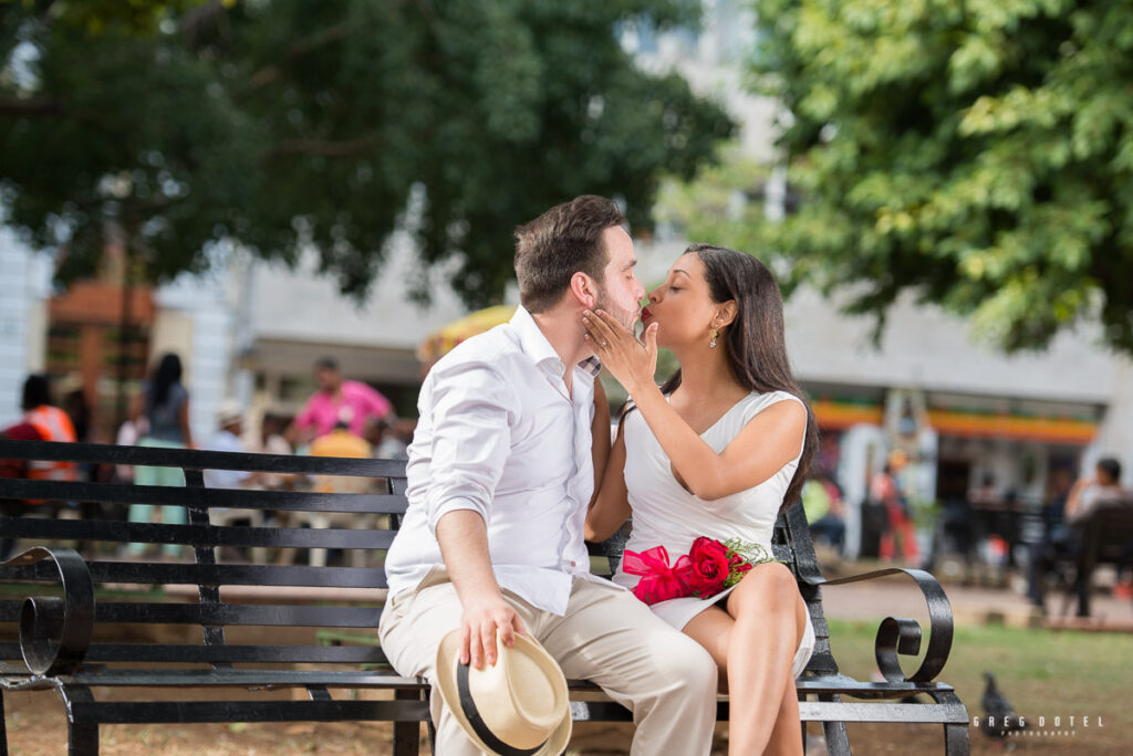 Sesión de novios de Mary y Mateo en la Zona Colonial de Santo Domingo de República Dominicana por el fotográfo Greg Dotel