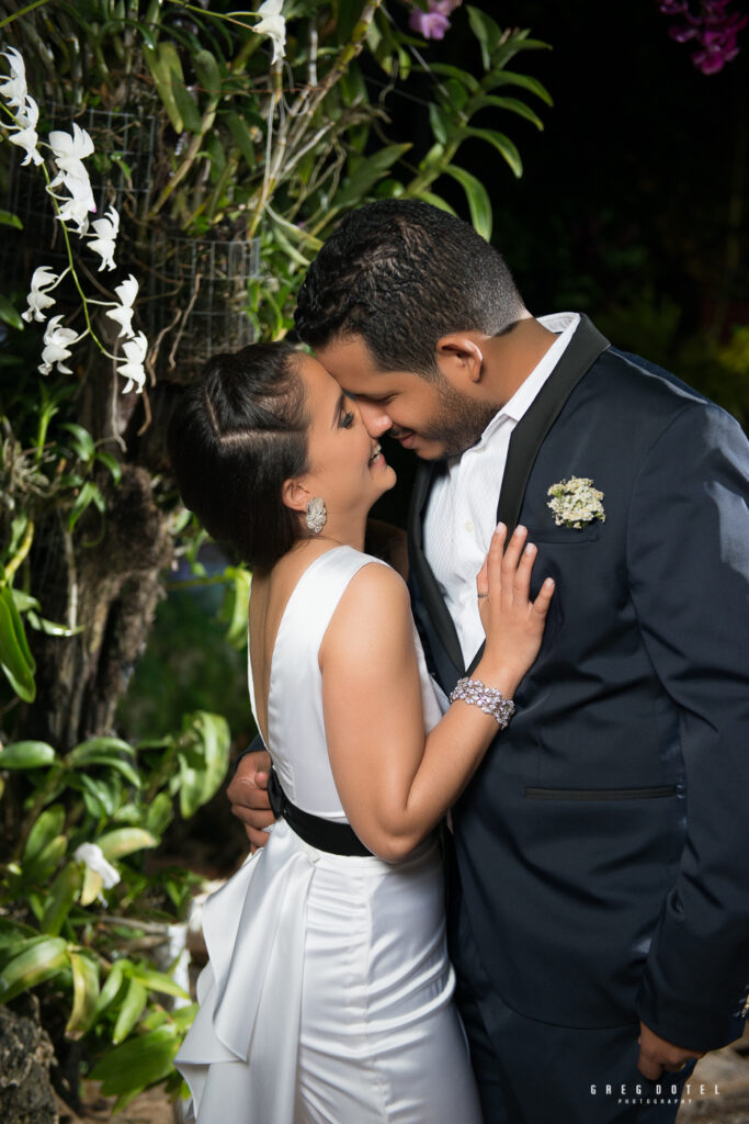 Boda de Jessica y Manuel en el Restaurante El Meson de la Cava en Santo Domingo