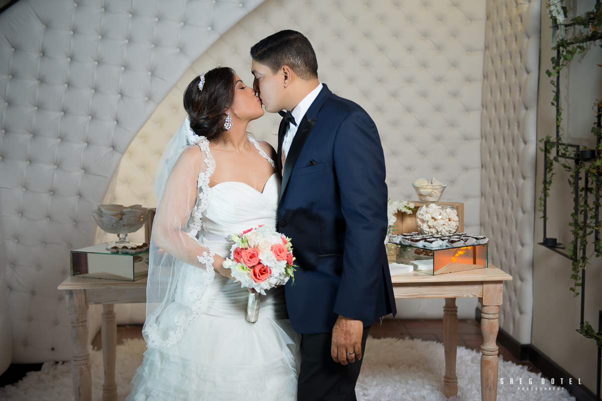 Boda de Rosa y Yordi en Atarazana, Zona Colonial de Santo Domingo