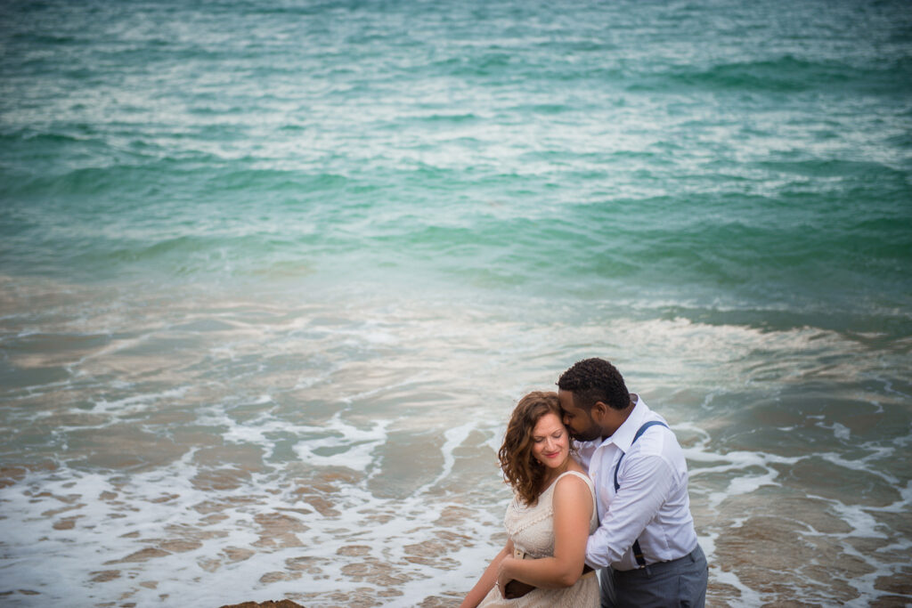 Fotografo dominicano realizó sesión de novios o preboda en la playa de Sans Souci en la ciudad de Santo Domingo, República Dominicana