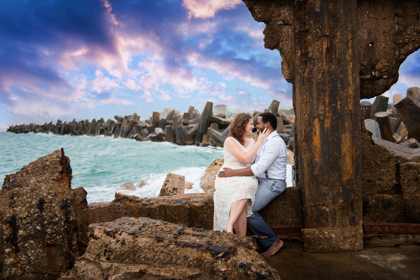 Fotografo dominicano realizó sesión de novios o preboda en la playa de Sans Souci en la ciudad de Santo Domingo, República Dominicana