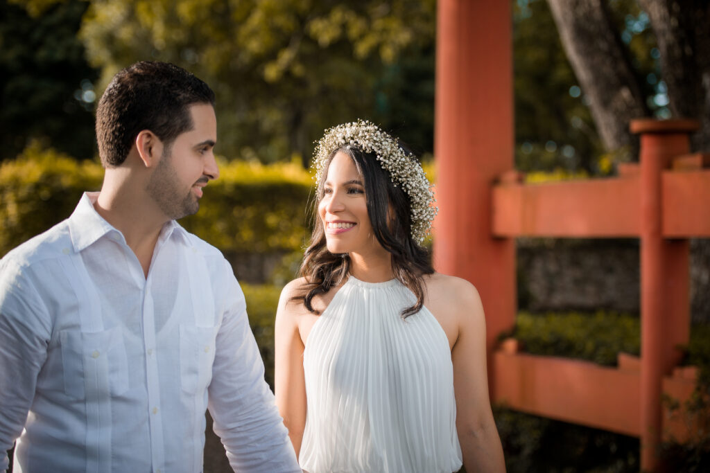 Sesion de novios o preboda en el Jardin Botanico Nacional de Santo Domingo, Republica Dominicana con el fotografo Greg Dotel