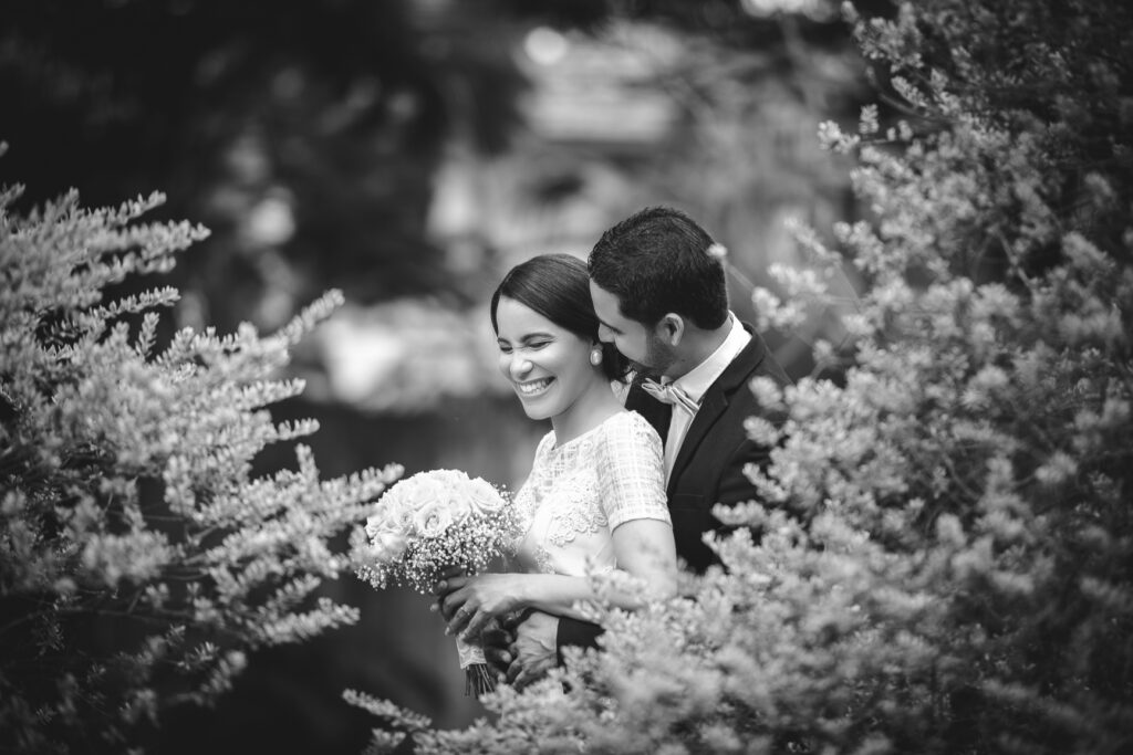 Sesion de novios o preboda en el Jardin Botanico Nacional de Santo Domingo, Republica Dominicana con el fotografo Greg Dotel