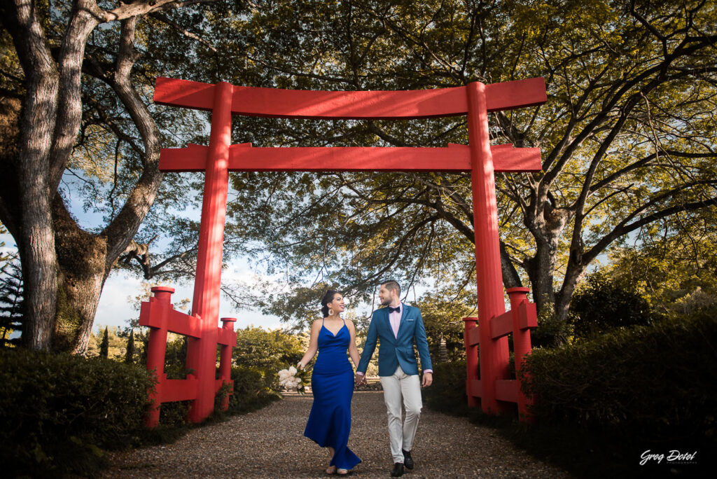 Sesion de novios y compromiso de Isis y Rene en el Jardin Botanico de Santo Domingo Republica Dominicana por el fotografo dominicano Greg Dotel