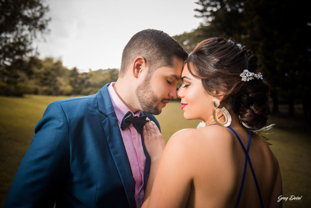 Sesion de novios y compromiso de Isis y Rene en el Jardin Botanico de Santo Domingo Republica Dominicana por el fotografo dominicano Greg Dotel