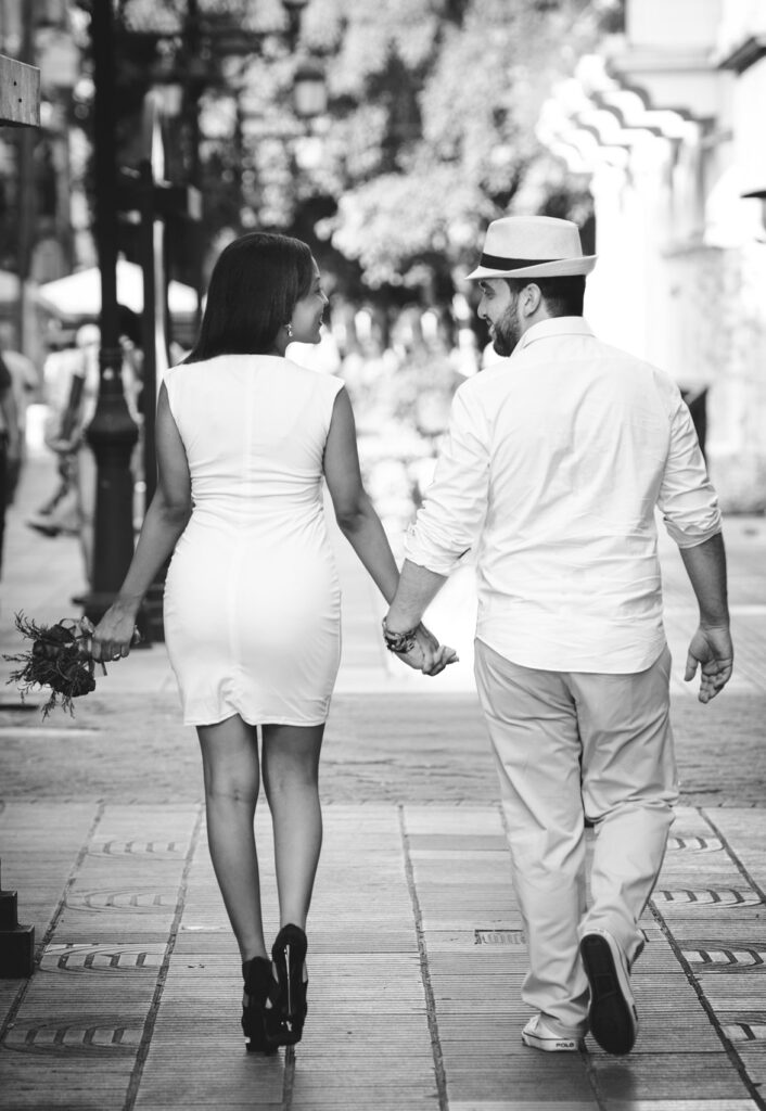 Sesion de fotos de novios en la calle el conde