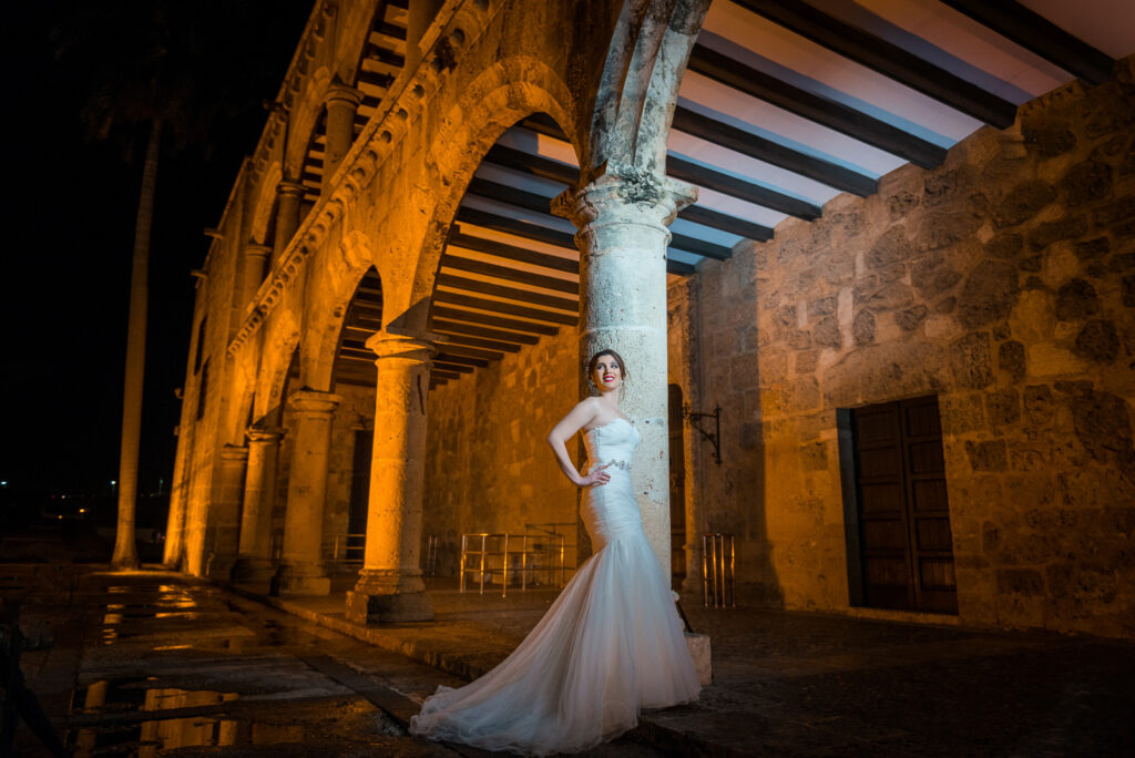 Sesion de novios de Lyonela y Carlos en la Zona Colonial de Santo Domingo en la República Dominicana