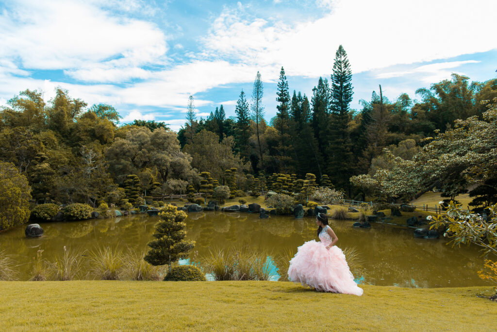 Sesión de fotos de Quinceañera en sus 15 años en el Jardín Botánico de Santo Domingo, República Dominicana