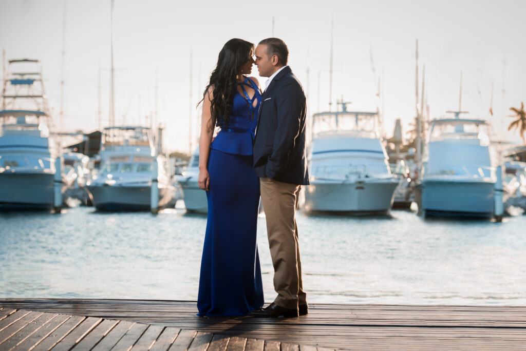 Hermosa Sesión de novios o pre boda de Alejandra y Luis en el Club Náutico de Santo Domingo, República Dominicana