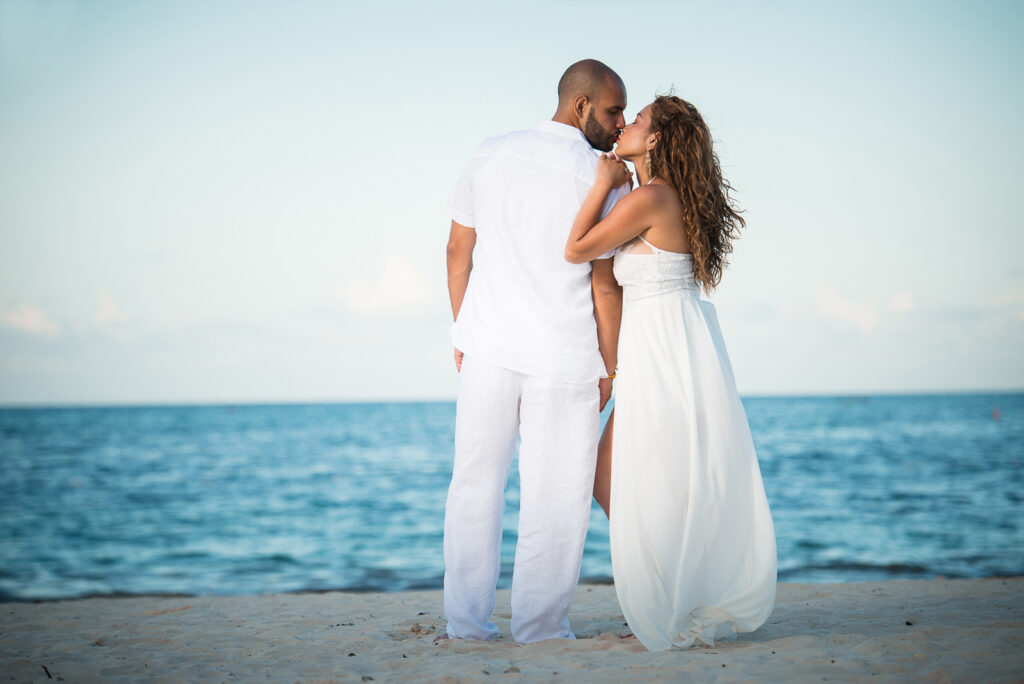 Sesion de novios o pre boda de Estela y Angel en el Hotel Paradisus Punta Cana, Republica Dominicana