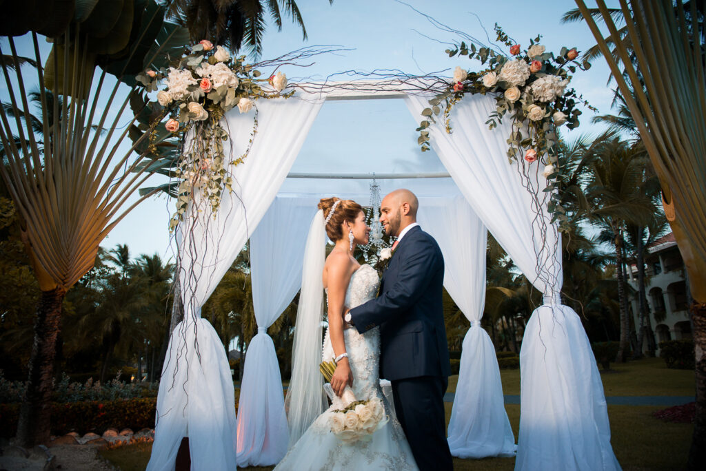 Sesion de novios o pre boda de Estela y Angel en el Hotel Paradisus Punta Cana, Republica Dominicana