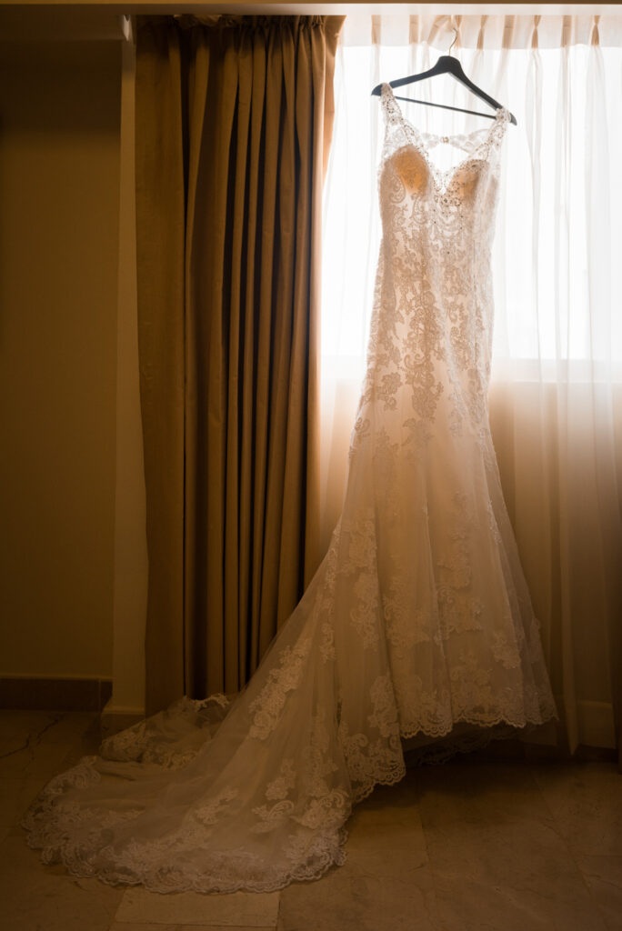 Fotos de vestido de novia para bodas en Republica Dominicana por el fotografo dominicano Greg Dotel Photography