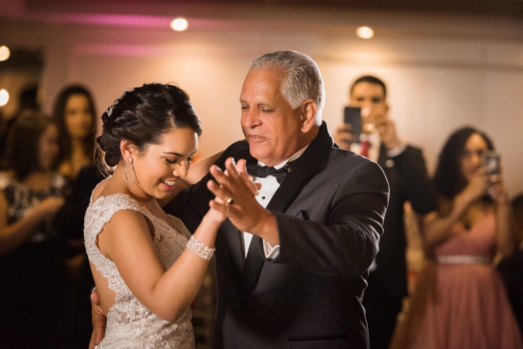 Fotos de la boda de Isis y Rene en Santo Domingo, Republica Dominicana por el fotografo dominicano Greg Dotel Photography