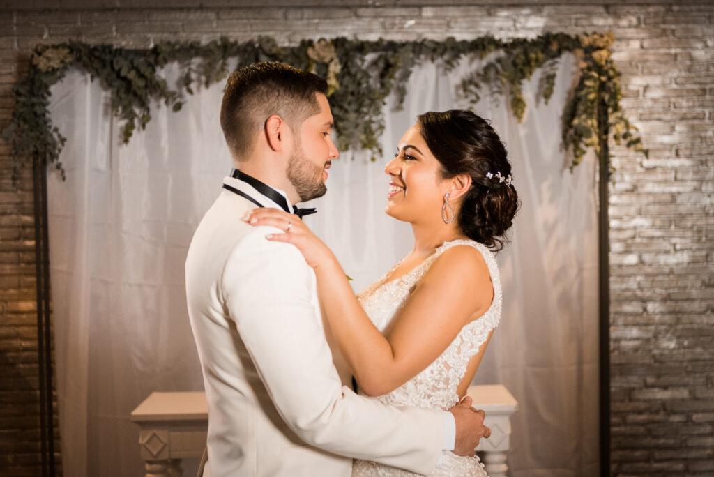 Fotos de la boda de Isis y Rene en Santo Domingo, Republica Dominicana por el fotografo dominicano Greg Dotel Photography