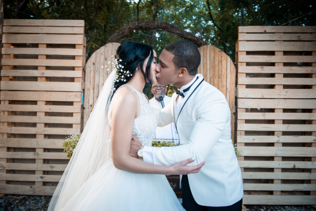 Boda celebrada en el Metro Country Club en San Pedro de Macoris por el fotografo dominicano Greg Dotel Photography