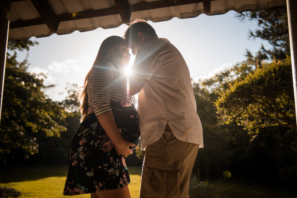 Sesion de fotos de embarazadas en el Jardín Botánico de Santo Domingo, Republica Dominicana por el fotógrafo dominicano