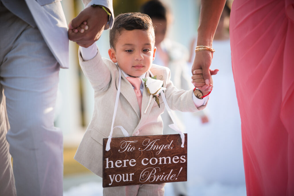 Hermosa boda en el hotel paradisus palma real punta cana, república dominicana por el fotógrafo Greg Dotel Photography