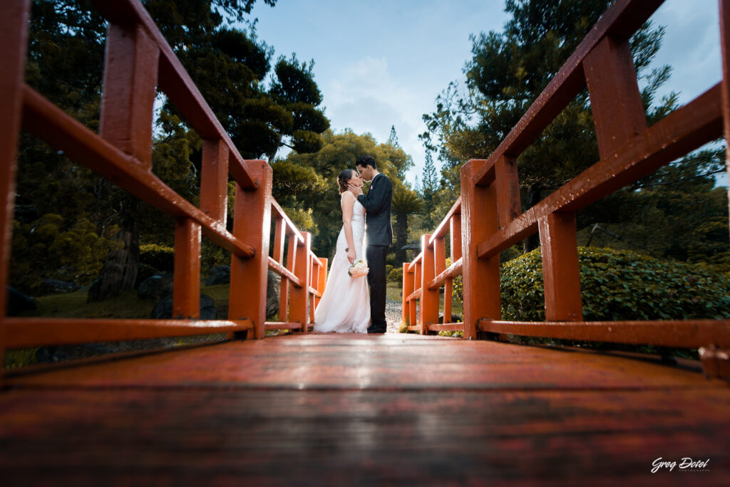 Sesión de fotos de novios o pre boda de Emilie y Carlos en el Jardín Botánico de Santo Domingo, República Dominicana por el fotografo dominicano Greg Dotel Photography