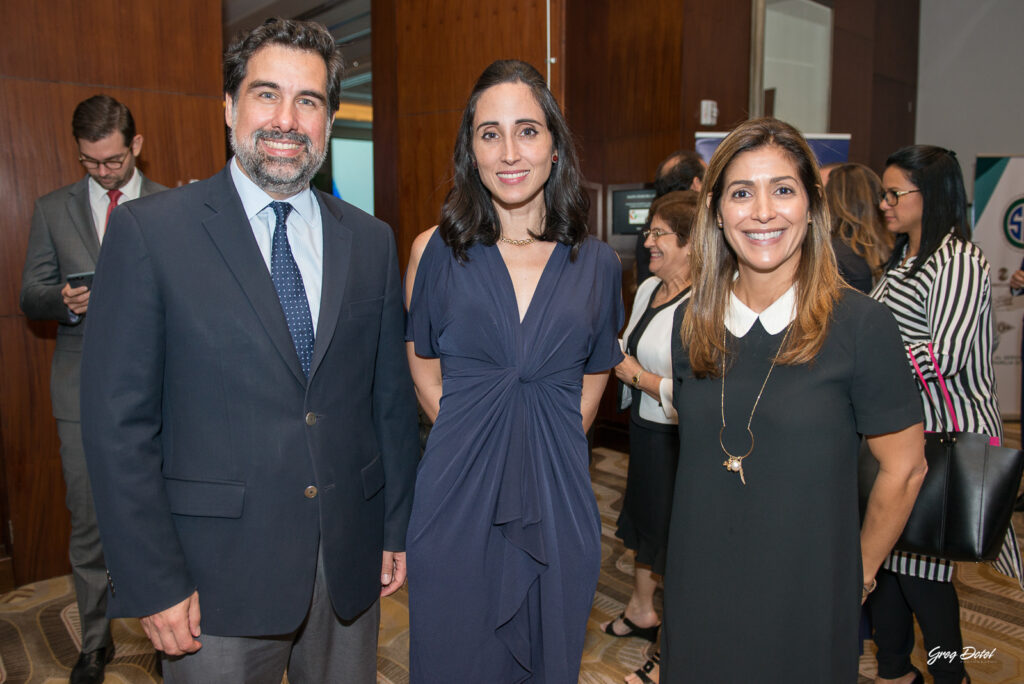 Cobertura fotográfica del 3er seminario de empresas familiares impartido por ANJE. Fue un evento corporativo llevado a cabo en el hotel Real Santo Domingo en la República Dominicana por nuestro equipo de fotógrafos