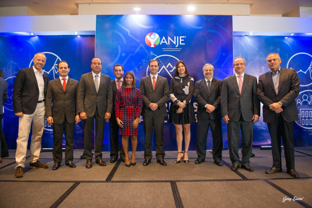 Cobertura fotográfica del 3er seminario de empresas familiares impartido por ANJE. Fue un evento corporativo llevado a cabo en el hotel Real Santo Domingo en la República Dominicana por nuestro equipo de fotógrafos