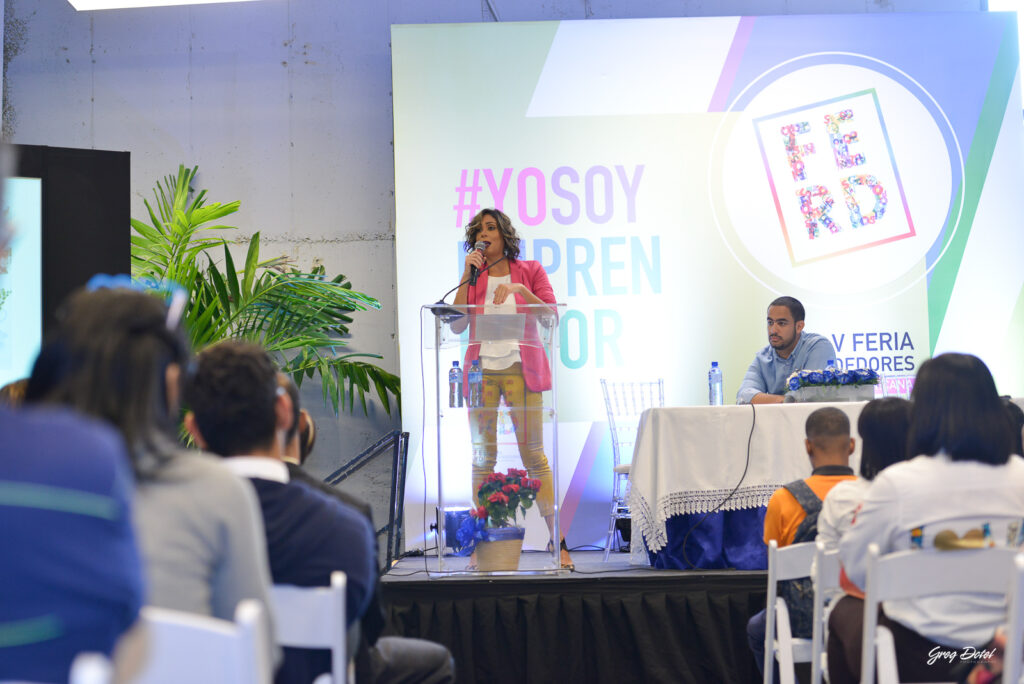 Cobertura de la feria emprendedores 2017 donde empresas y emprendedores mostraron sus innovaciones en este importante evento corporativo de la República Dominicana