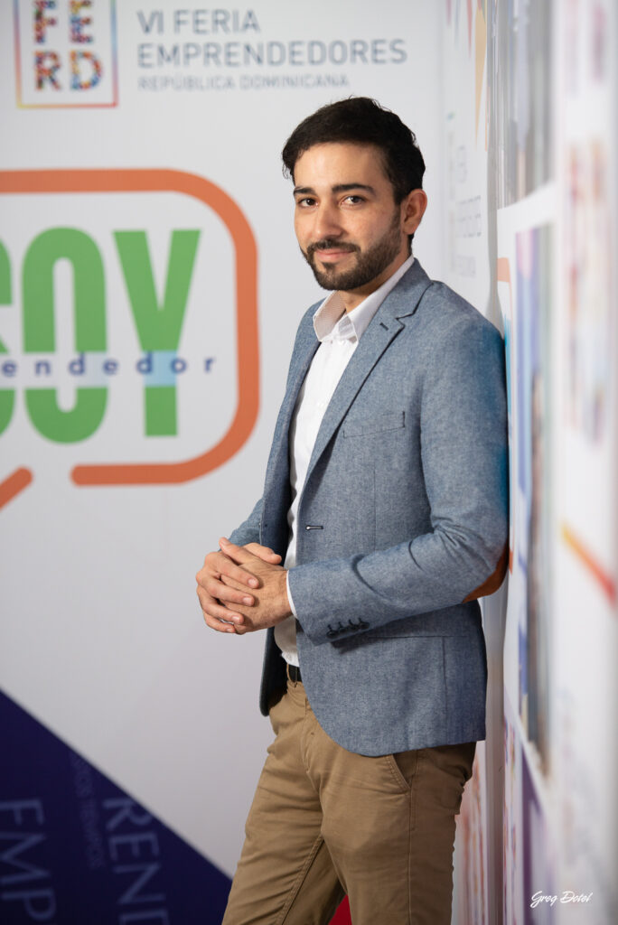 Cobertura de la feria emprendedores donde empresas y emprendedores mostraron sus innovaciones en este importante evento corporativo de la República Dominicana