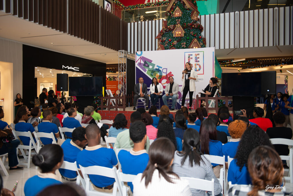 Cobertura de la feria emprendedores donde empresas y emprendedores mostraron sus innovaciones en este importante evento corporativo de la República Dominicana