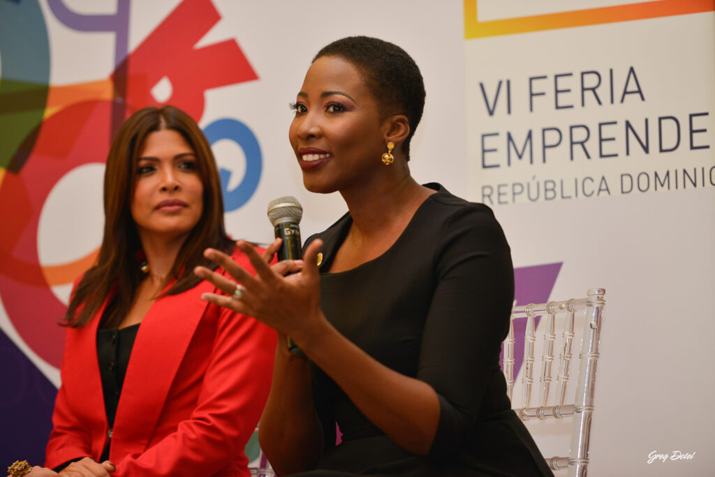 Cobertura de la feria emprendedores donde empresas y emprendedores mostraron sus innovaciones en este importante evento corporativo de la República Dominicana