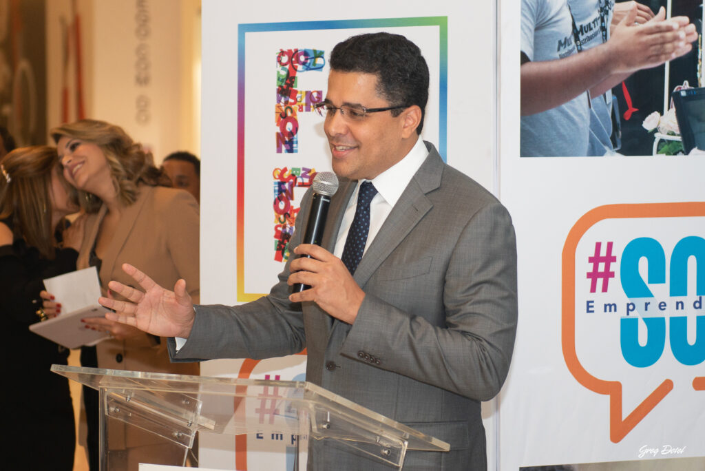 Cobertura de la feria emprendedores donde empresas y emprendedores mostraron sus innovaciones en este importante evento corporativo de la República Dominicana