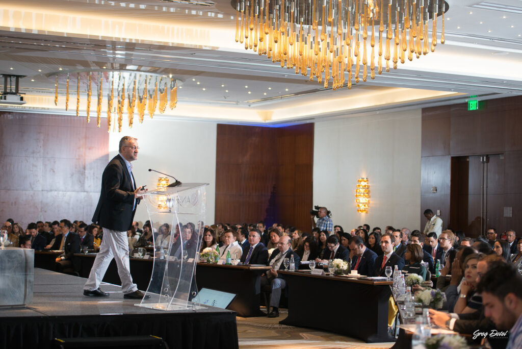 Cobertura fotográfica del 2do seminario de empresas familiares impartido por ANJE. Fue un evento corporativo llevado a cabo en el hotel Real Santo Domingo en la República Dominicana por nuestro equipo de fotógrafos