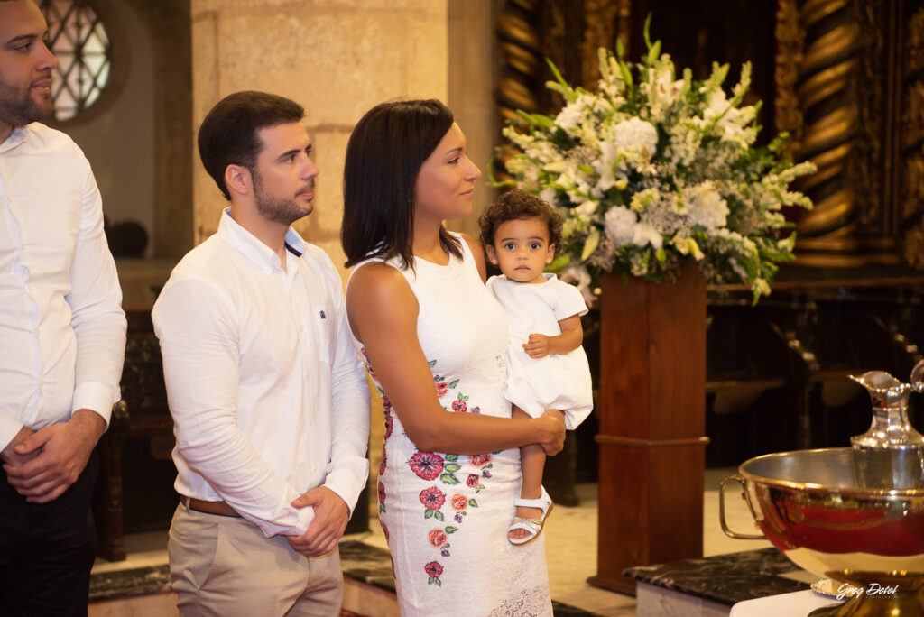 Fotos del Bautizo de Alison en la Catedral Primada de America en Santo Domingo República Dominicana