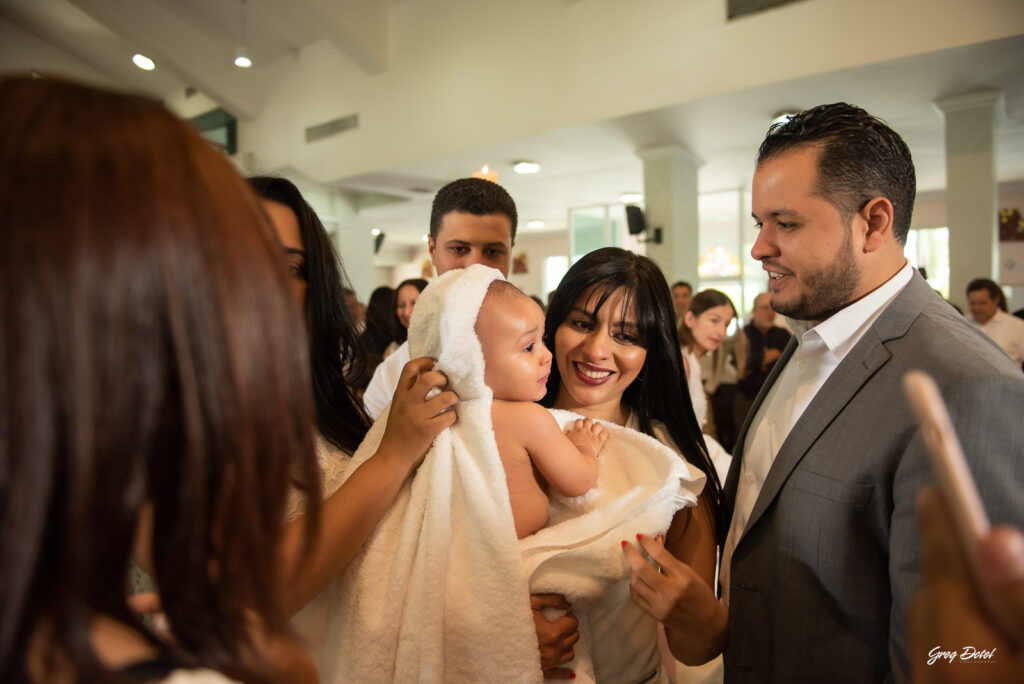 Fotos del Bautizo de Esteban en la Parroquia Jesus Maestro en Santo Domingo República Dominicana