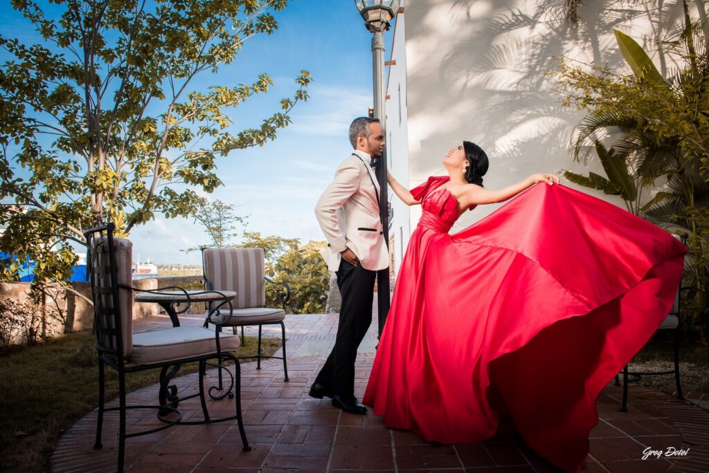 Sesión de fotos de la pre boda de Eva y Ricardo en el Hostal Nicolas de Ovando en la Zona Colonial de Santo Domingo, República Dominicana