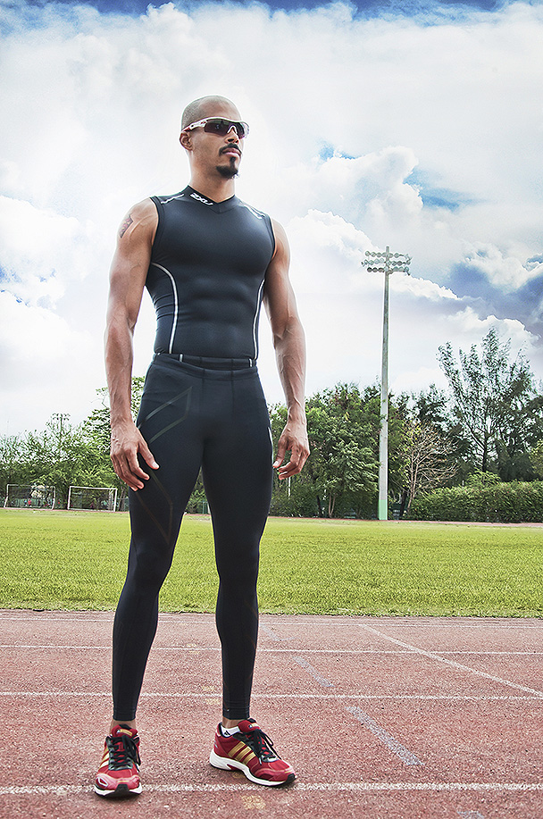 felix sanchez atleta dominicano fotografia por greg dotel en el estadio olimpico