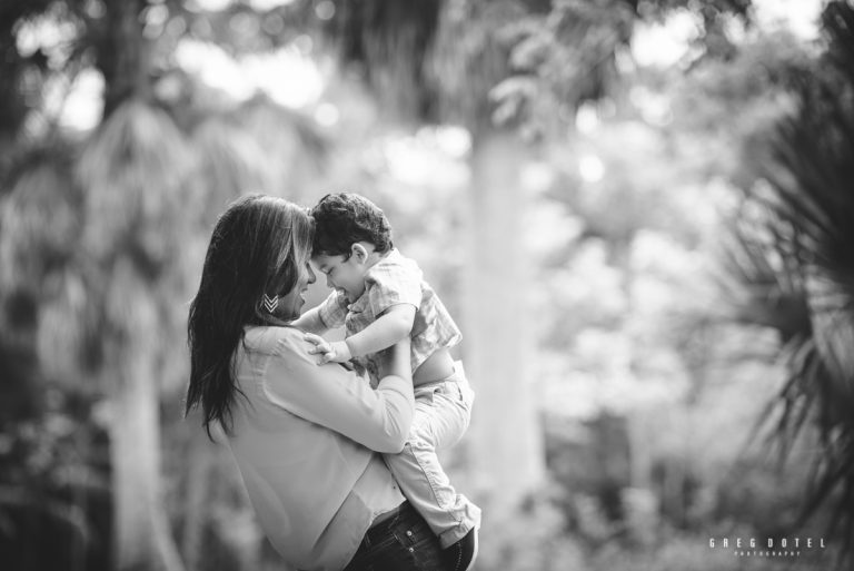 Sesion de fotos de bebes y familiar en el Jardín Botánico de Santo Domingo Republica Dominicana