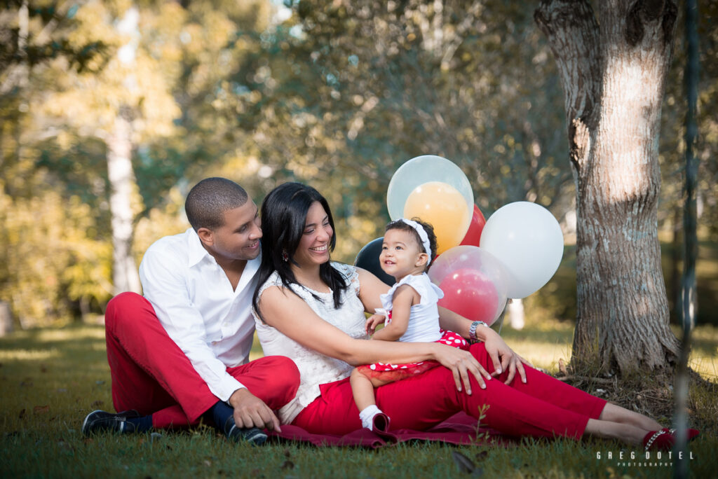 Sesión de fotos de niños por motivos de cumpleaños en el jardin botanico de Santo Domingo