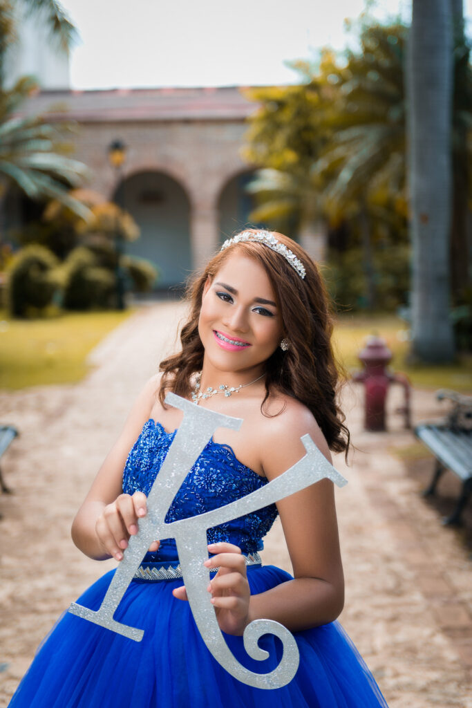 Karen en sus quince años en la Zona Colonial de Santo Domingo Republica Dominicana