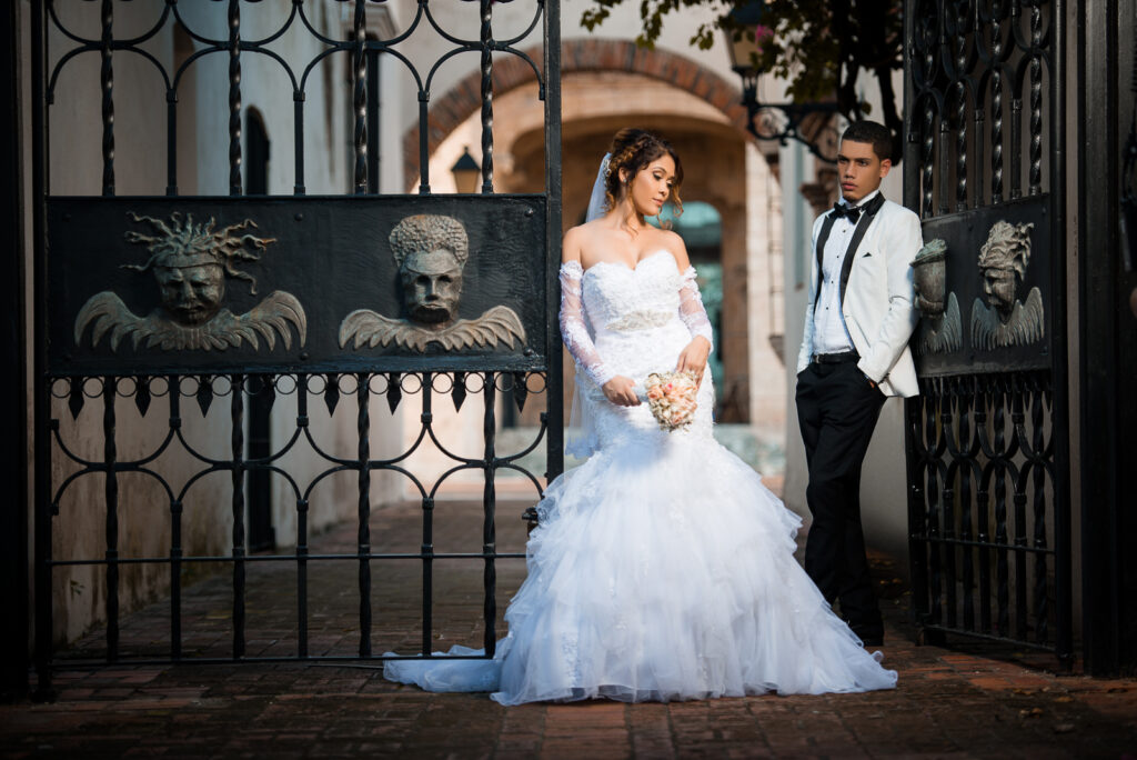 Sesion de novios o pre boda de Chari y Felix en la Zona Colonial de Santo Domingo Republica Dominicana