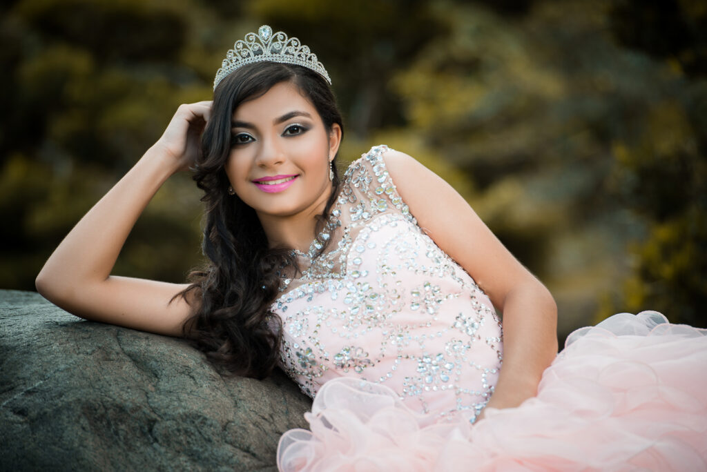 Sesión de fotos de Quinceañera en sus 15 años en el Jardín Botánico de Santo Domingo, República Dominicana