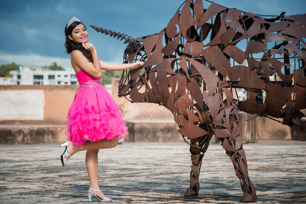 Sesión de fotos de Quinceañera en sus 15 años en Zona Colonial de Santo Domingo, República Dominicana