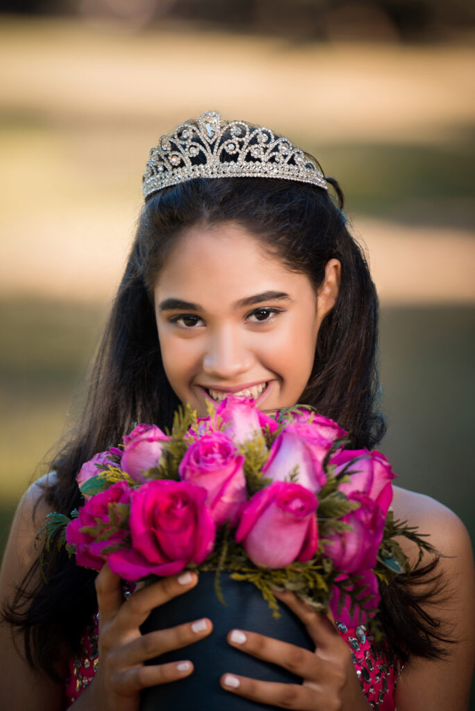 Sesión de fotos de quinceañera a Larymar en el Parque Mirador Sur de Santo Domingo, República Dominicana