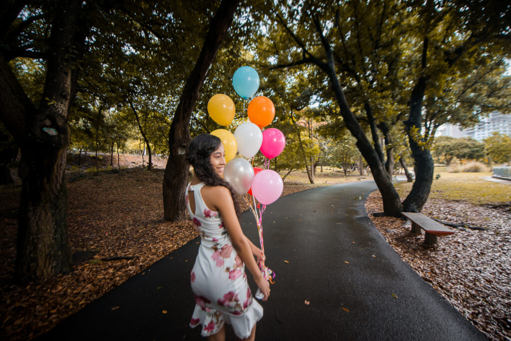 Sesión de fotos de 15 años de Luisanna en el Parque Mirador Sur de Santo Domingo, República Dominicana