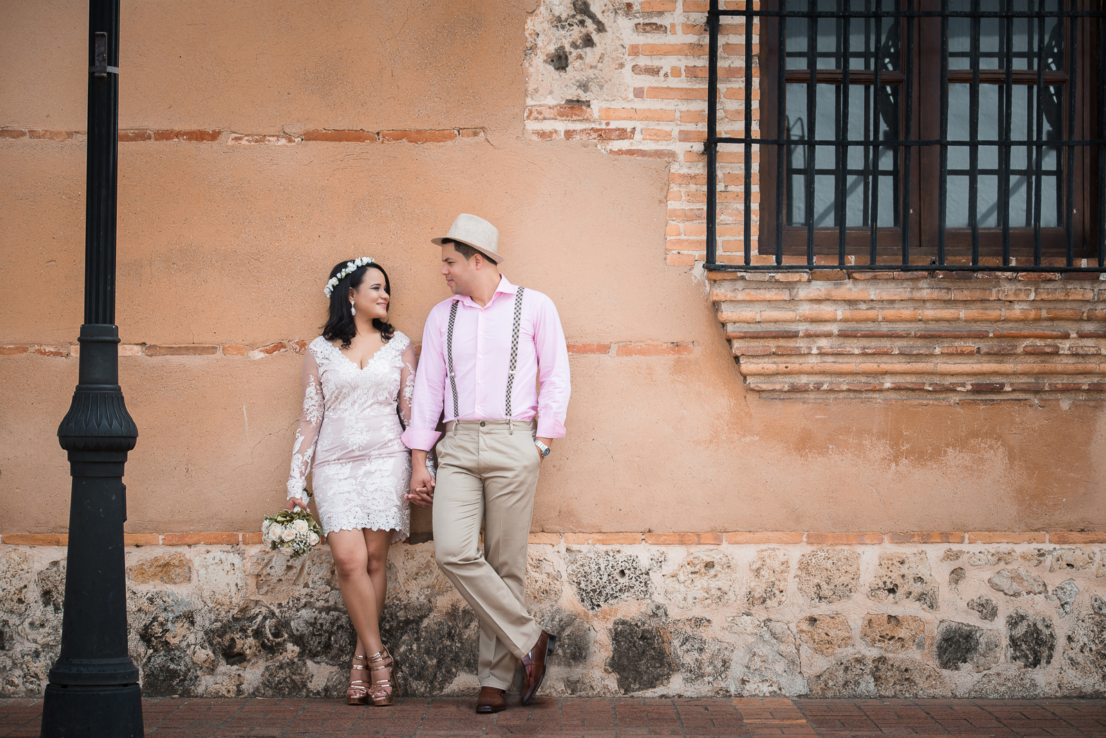 Una linda sesión de novios o pre boda en la Zona Colonial de Santo Domingo de Zoila y Luis